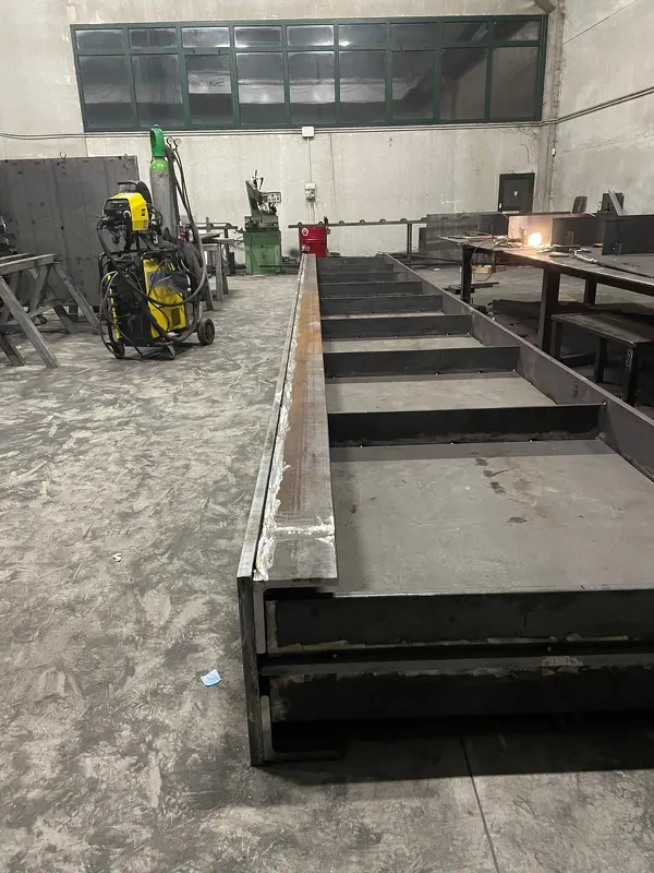Lavoro di carpenteria GFC 004